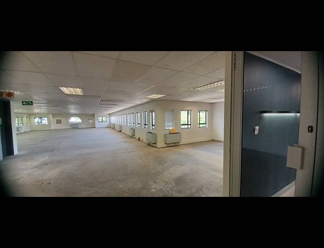 312M² OFFICE TO LET IN HYDE PARK